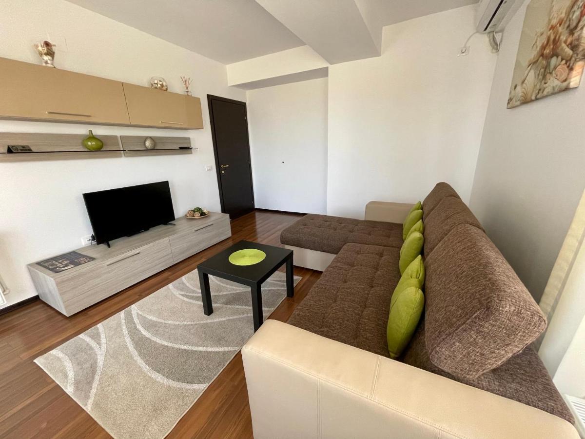 Alcomar Apartment - Summerland Mamaia Esterno foto